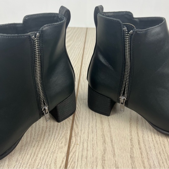 Soul Naturalizer Richy Zip Women's Ankle Boots 7.5W Black Faux Leather $120 - Picture 5 of 10